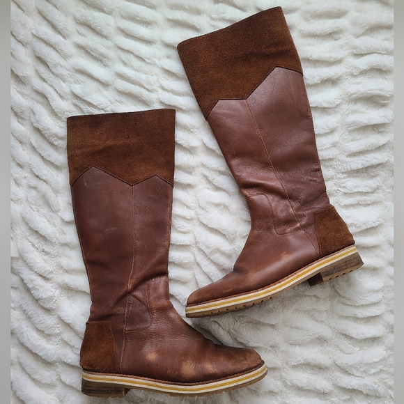 bill blass Shoes - Women's Size 10 Bill Blass Brown Suede Leather Knee High Boots